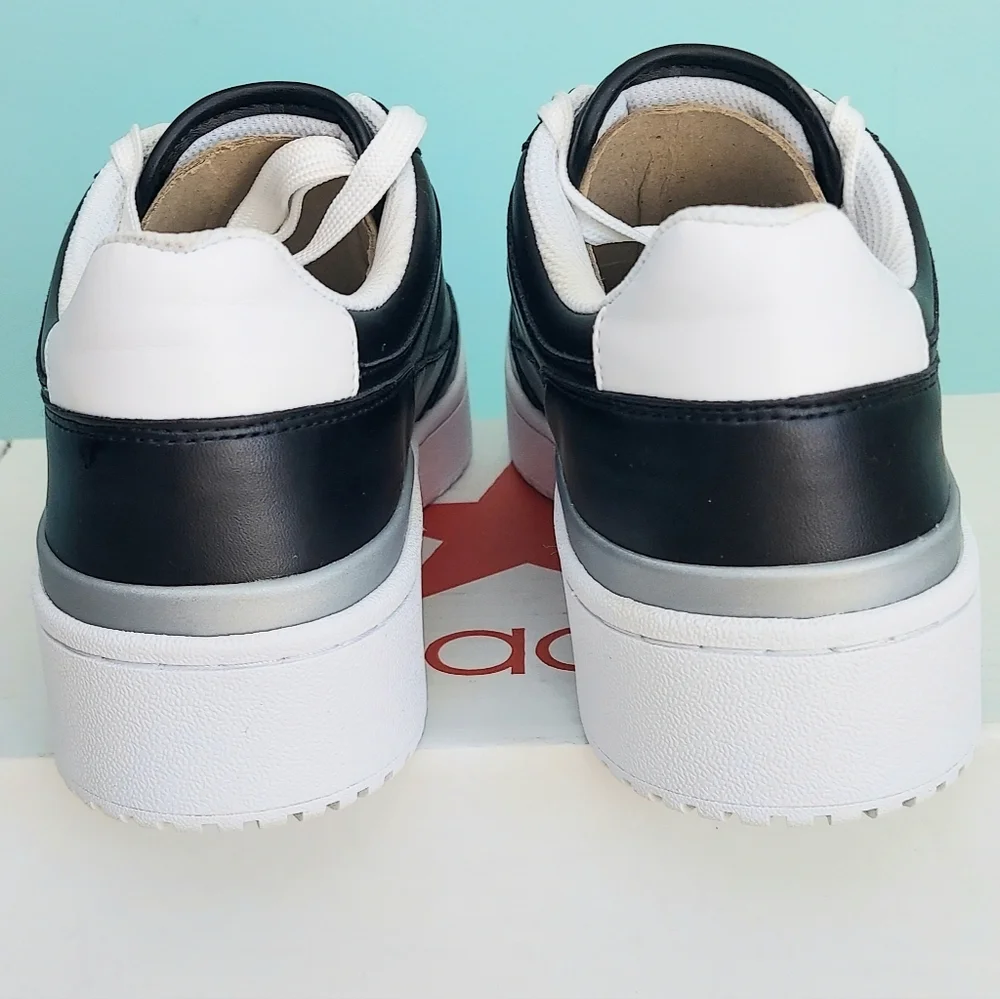 Calvin Klein Women's Calondra Black & White Platform Low Top Sneakers Y2K Chunky
